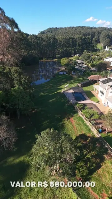 Chácara de 2.500 m² no trevo de Chapecó
